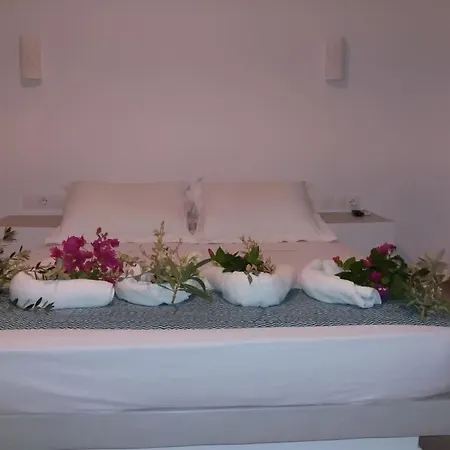 Armani Lodge